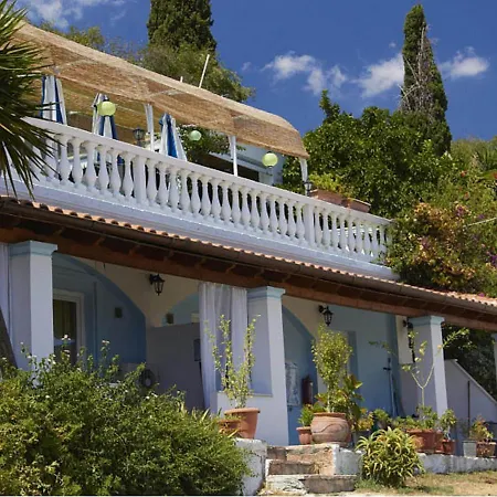Apartment Snug In With Shared Pool Benitses (Corfu)