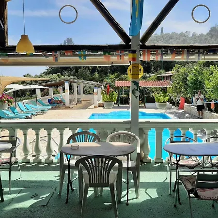Snug In With Shared Pool Benitses (Corfu)